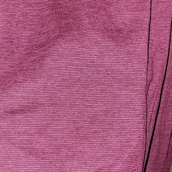 Old Navy Active Go-Dry Quarter Zip Performance Top - Picture 4 of 10